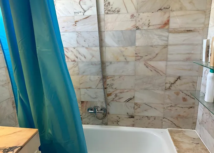 4-room House Americas, Vistas *