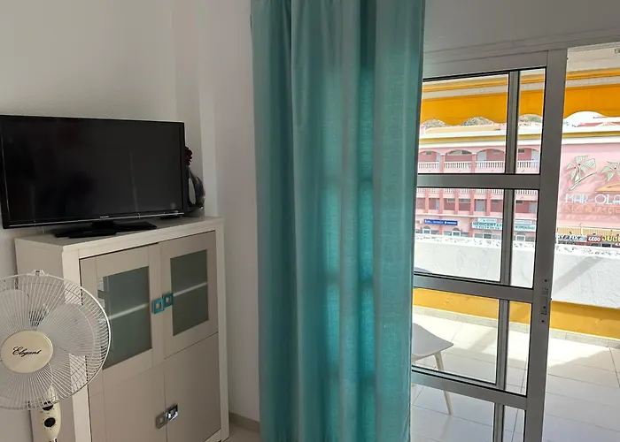 4-room House Americas, Vistas *