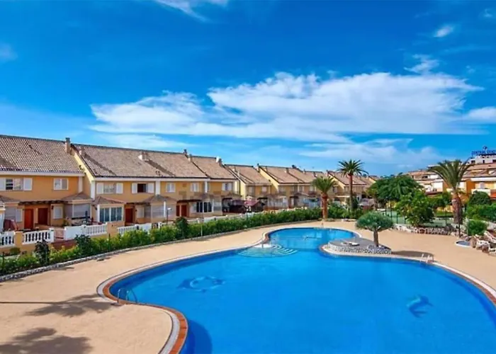 4-room House Americas, Vistas *