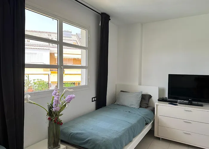 4-room House Americas, Vistas